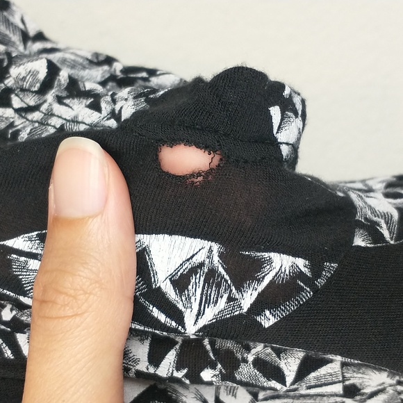 Lauren Moshi Top Womens XS Black White Diamonds Graphic Swing Short Sleeve Shirt - Picture 5 of 12